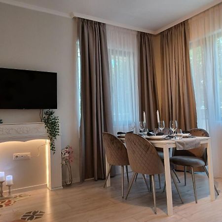 Tara Deluxe Apartment Varna Esterno foto