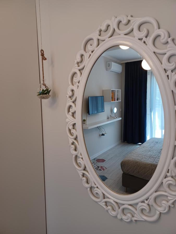 Tara Deluxe Apartment Varna Esterno foto