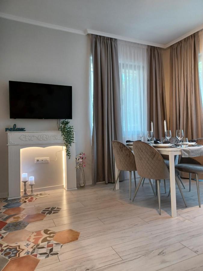 Tara Deluxe Apartment Varna Esterno foto