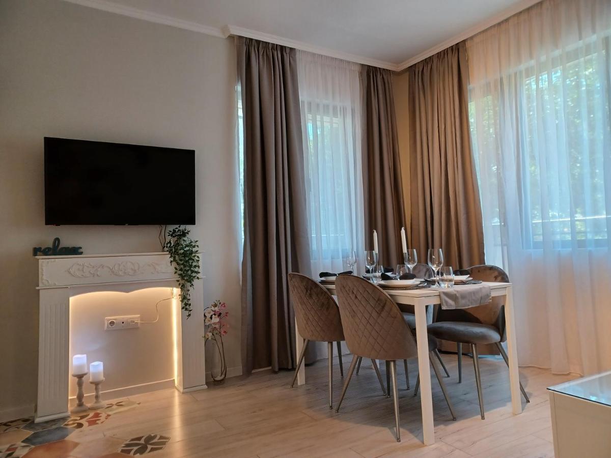 Tara Deluxe Apartment Varna Esterno foto